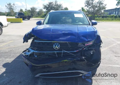 2022 Volkswagen Taos 1.5T Se z USA, uszkodzony, nr VIN 3VVLX7B23NM023911